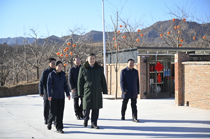 D:\桌面\1月\1.27\头条\习近平春节前夕赴辽宁看望慰问基层干部群众 向全国各族人民致以美好的新春祝福 祝各族人民幸福安康 祝伟大祖国繁荣昌盛\1.jpg