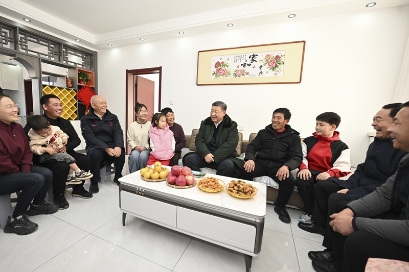 D:\桌面\1月\1.27\头条\习近平春节前夕赴辽宁看望慰问基层干部群众 向全国各族人民致以美好的新春祝福 祝各族人民幸福安康 祝伟大祖国繁荣昌盛\3.jpg