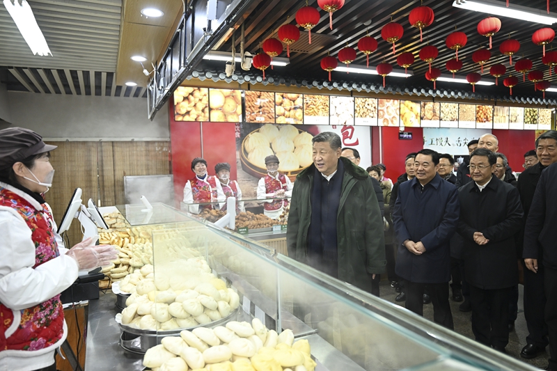 D:\桌面\1月\1.27\头条\习近平春节前夕赴辽宁看望慰问基层干部群众 向全国各族人民致以美好的新春祝福 祝各族人民幸福安康 祝伟大祖国繁荣昌盛\5.jpg