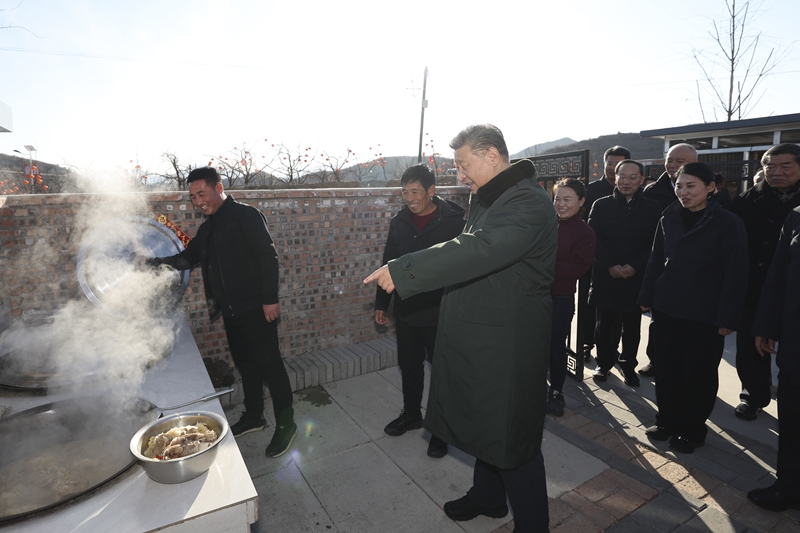 D:\桌面\1月\1.27\头条\习近平春节前夕赴辽宁看望慰问基层干部群众 向全国各族人民致以美好的新春祝福 祝各族人民幸福安康 祝伟大祖国繁荣昌盛\14.jpg
