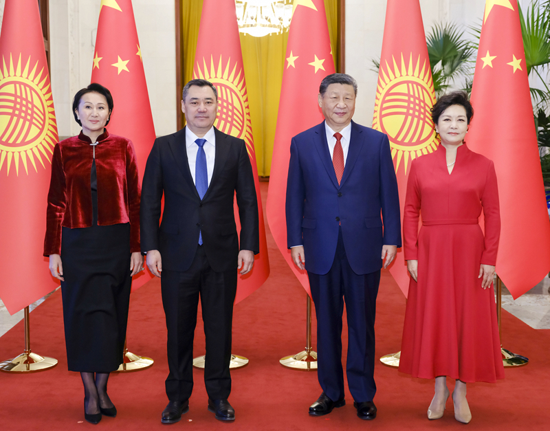 D:\桌面\2月\2.7\头条\习近平同吉尔吉斯斯坦总统扎帕罗夫会谈\1.jpg