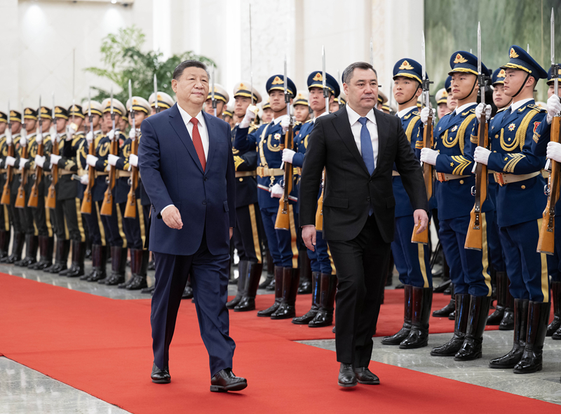 D:\桌面\2月\2.7\头条\习近平同吉尔吉斯斯坦总统扎帕罗夫会谈\2.jpg