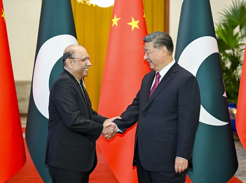 D:\桌面\2月\2.7\头条\习近平同巴基斯坦总统扎尔达里会谈\1.JPG
